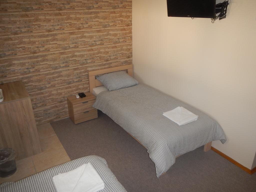 Riverside Guesthouse Pocitelj Bagian luar foto