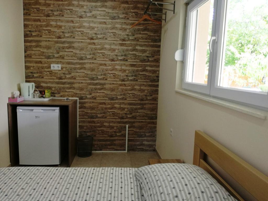 Riverside Guesthouse Pocitelj Bagian luar foto