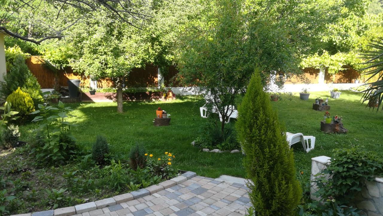 Riverside Guesthouse Pocitelj Bagian luar foto